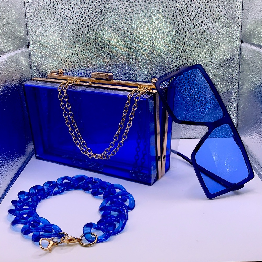 HOT GIRL SUMMER!!!…. Purse and Accessories